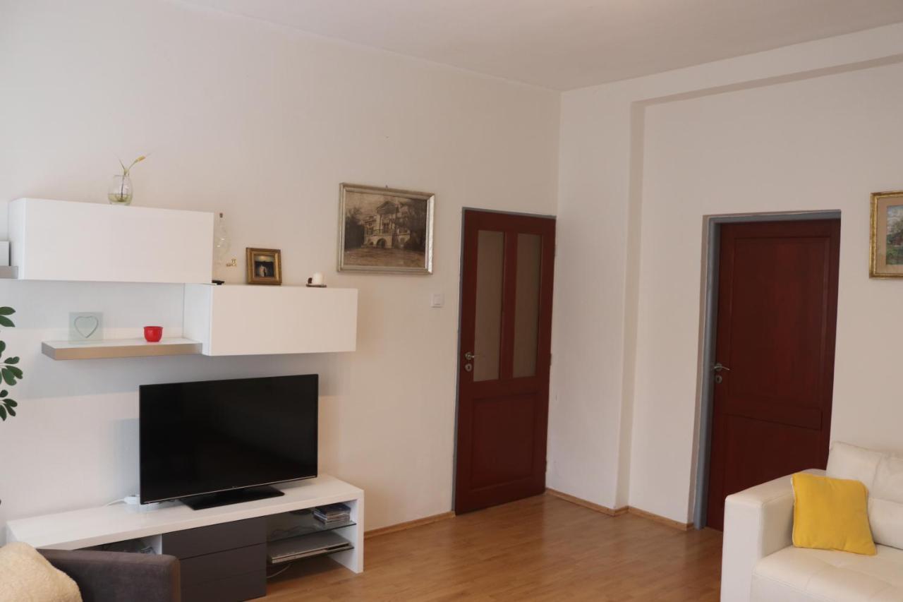 Apartman 825 Jáchymov Buitenkant foto