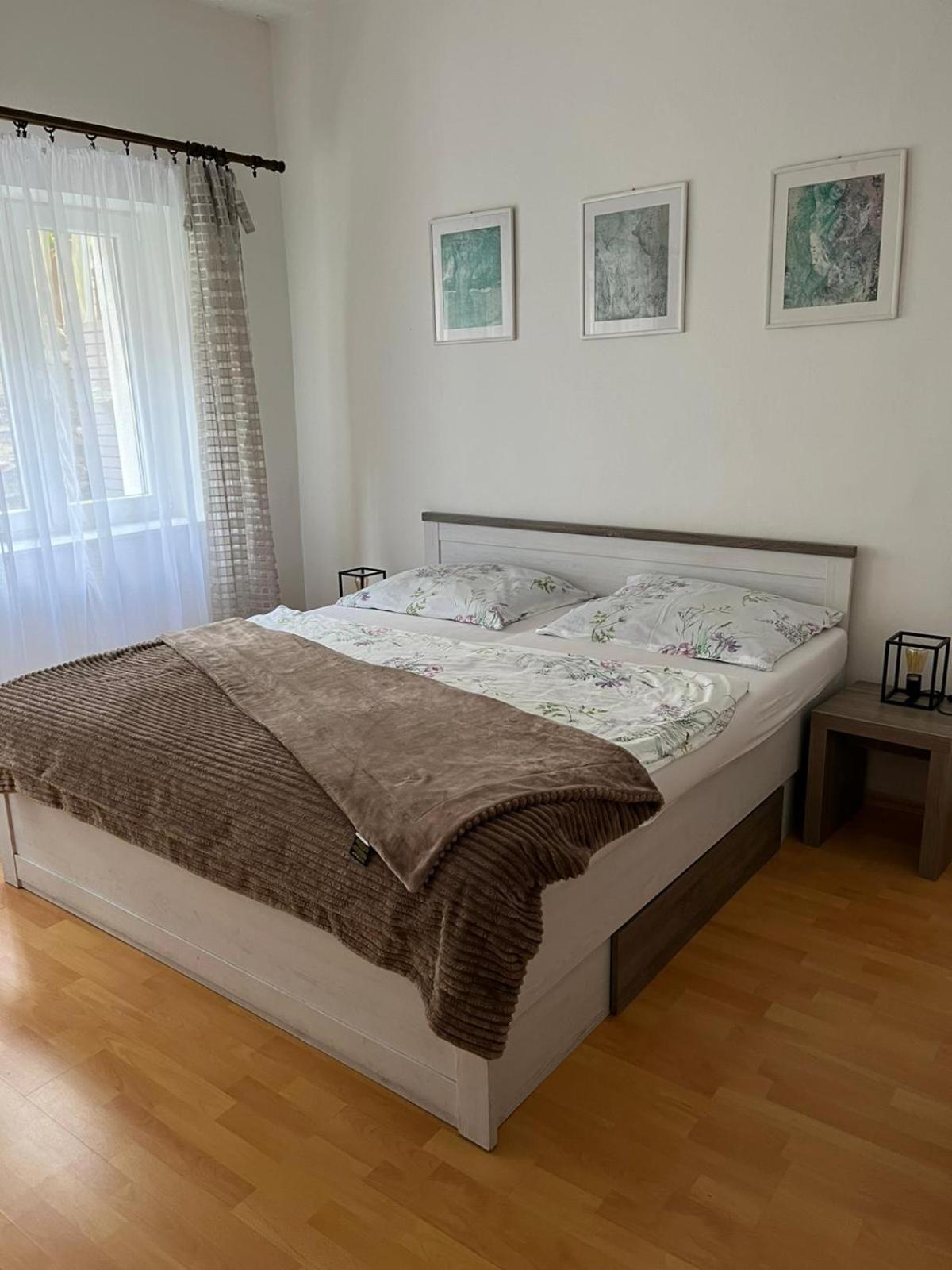 Apartman 825 Jáchymov Buitenkant foto